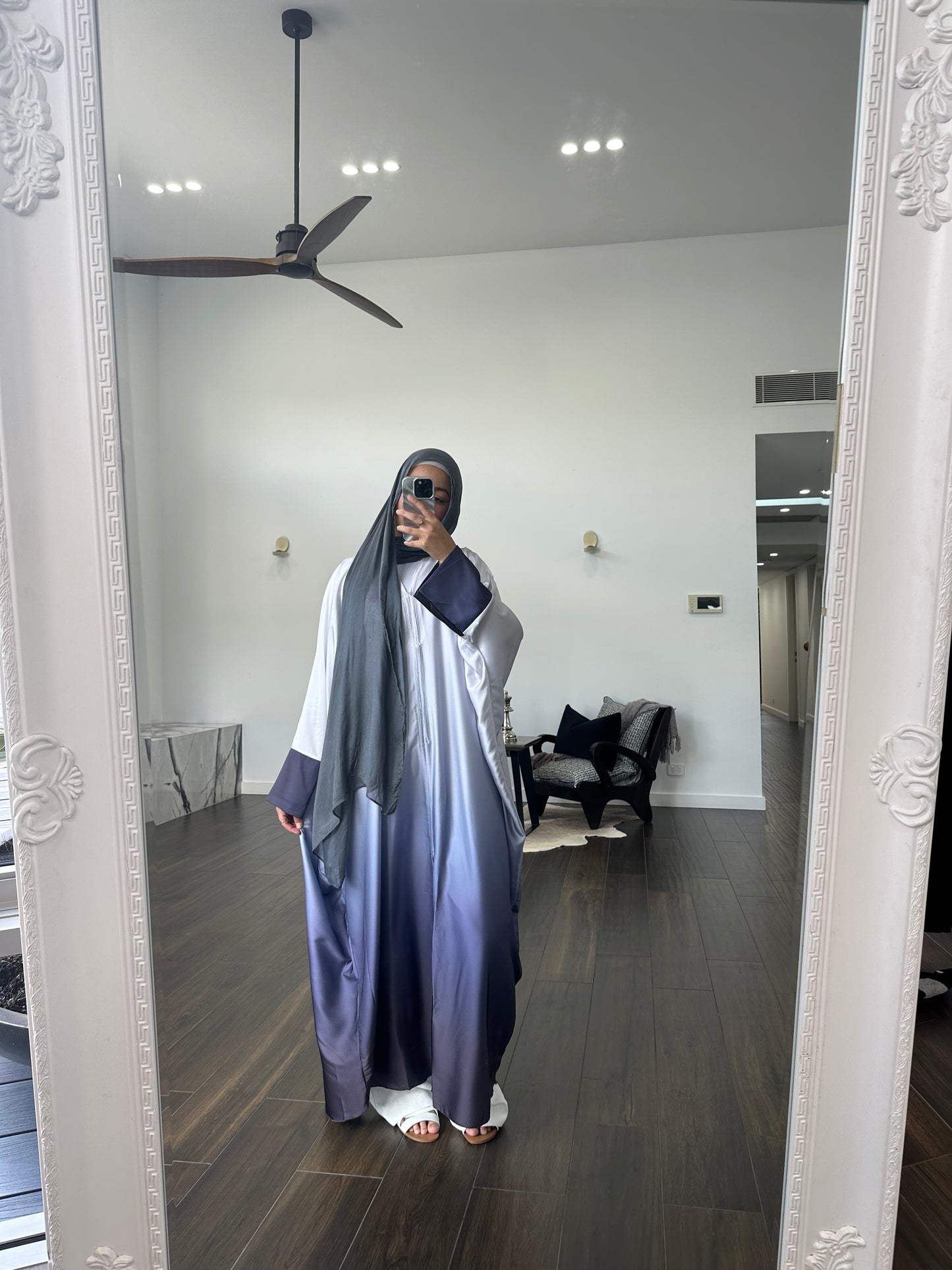 Inayah Abaya